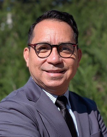 Marcos-Meneses-Mayo